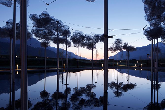 Innsbruck and Swarovski Crystal Worlds Private Tour from Salzburg - Who should book this private day trip from Salzburg?