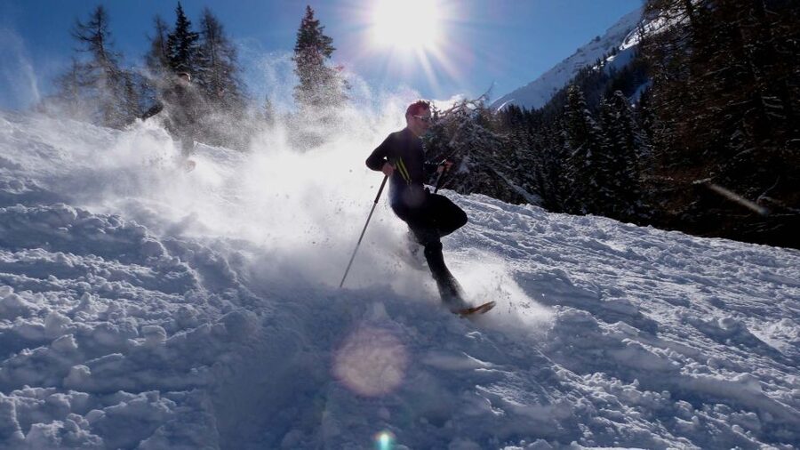 Innsbruck: Priv. Guided Snowy Mountain Hike /Snowshoe´s - Open terrain in winter: what to plan for before you go