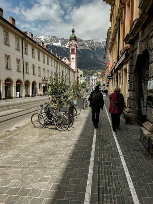Innsbruck: Private Walking Tour with a Local - The core walking flow: photo stops, guided sightseeing, and scenic pauses
