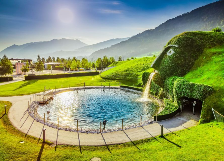 Innsbruck Swarovski Crystal Worlds Ticket and Transfer - Getting there by shared shuttle from Innsbruck Hauptbahnhof