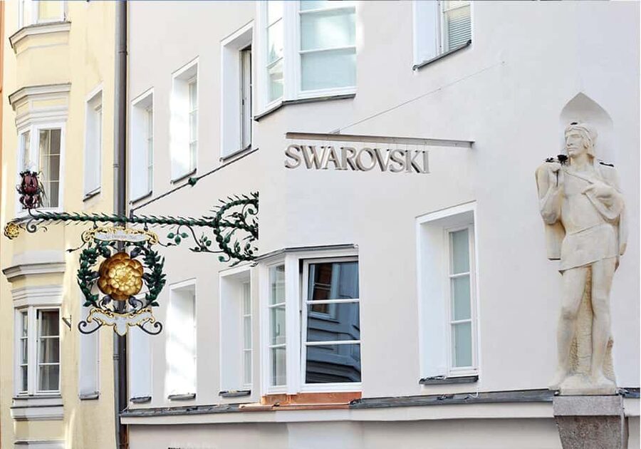 Innsbruck: Swarovski Exclusive Guided Tour with Drink & Gift - Practical tips so you get more from the hour