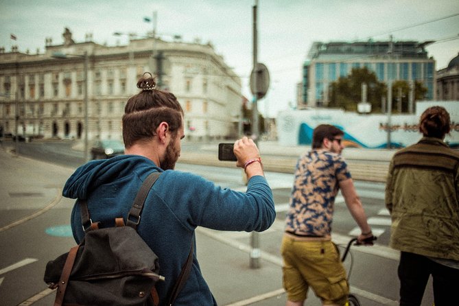 Kick-Bike Small-Group Tour Through Vienna with Locals - Park pause: where the ride actually feels relaxing