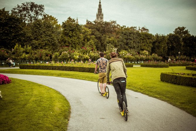 Kick-Bike Small-Group Tour Through Vienna with Locals - Time on the road: how the 2 hours is paced