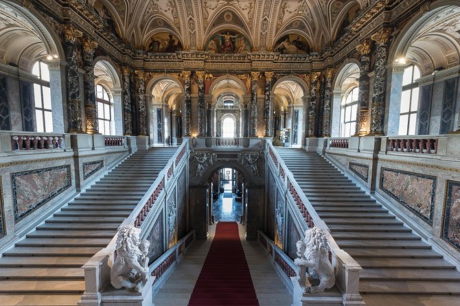 Kunsthistorisches Museum Vienna and Imperial Treasury of Vienna - Stop 2: Imperial Treasury Vienna and the crowns of the Habsburgs