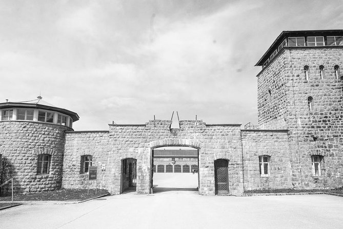 KZ Mauthausen Private Trip from Linz - What’s actually included: ride, phone guide, and free entry