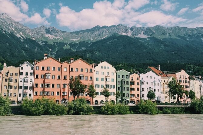 Linderhof palace from Innsbruck, drive and guide - Ettal Abbey: a short, meaningful church break