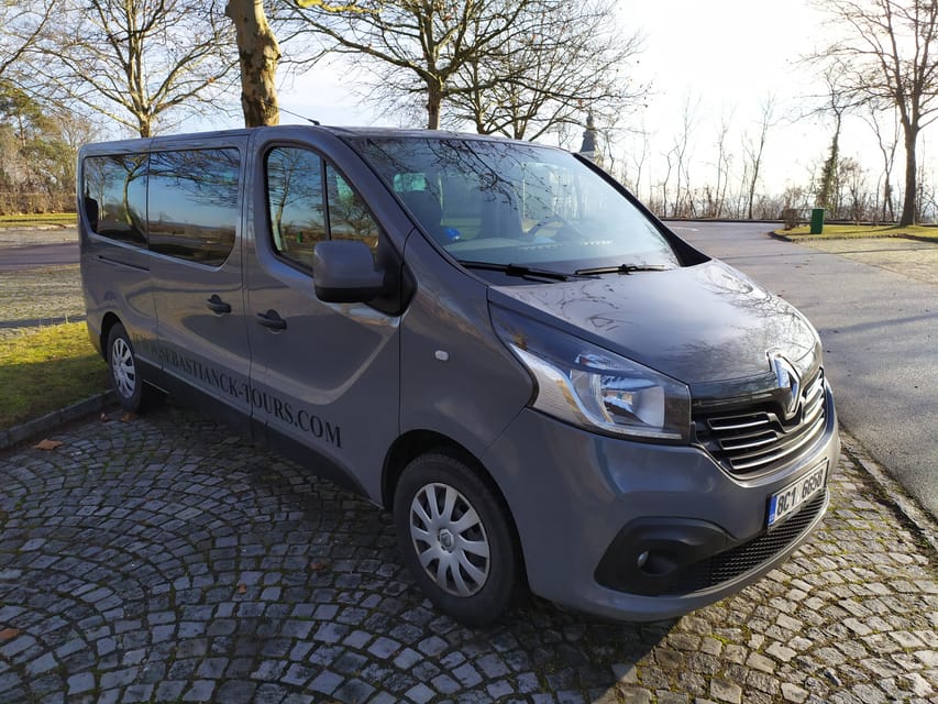 Linz: Private Day Trip to Cesky Krumlov - Transport comfort and how the day stays low-stress