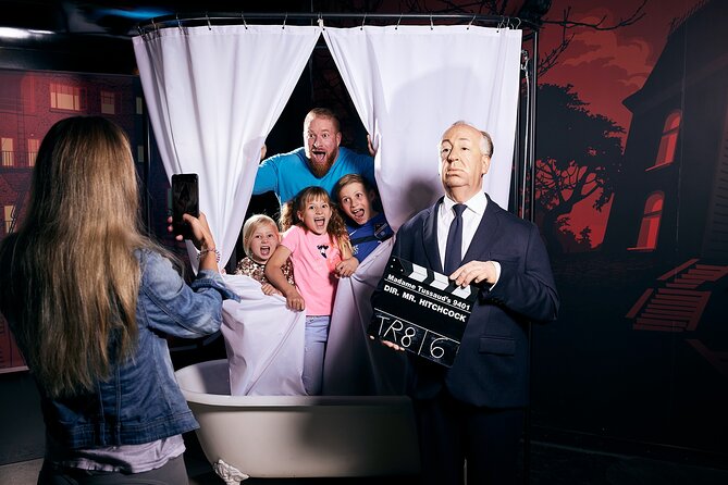 Madame Tussauds Vienna - Your visit flow, from check-in to 12 interactive themed areas