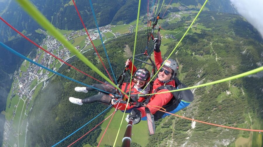 Mayrhofen: Paragliding Adventure With Soaring Views - Why Mayrhofen Tandem Paragliding Feels Different Than Other Thrills