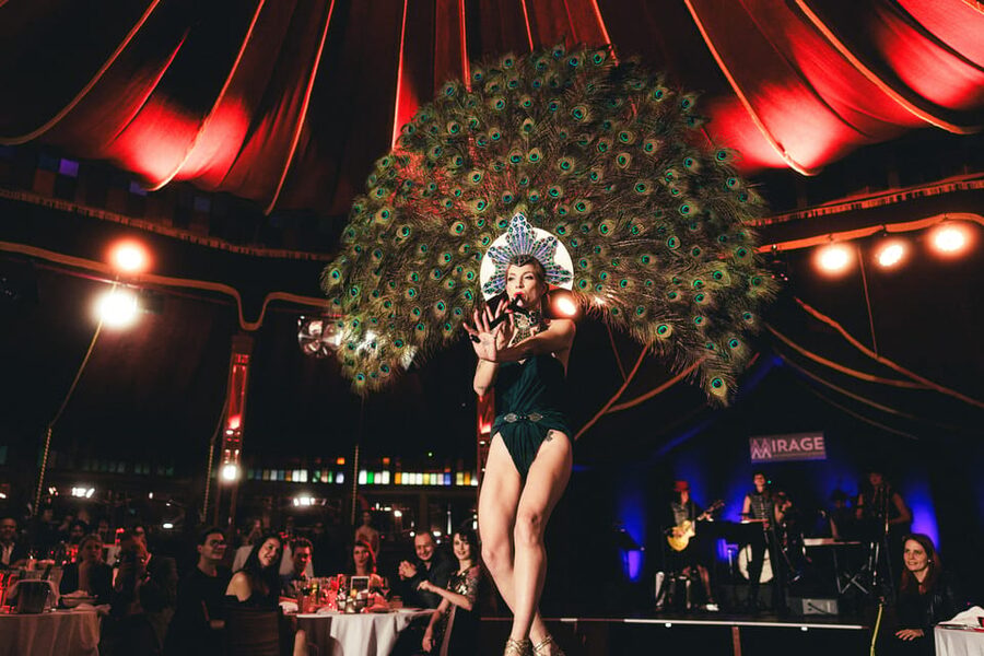 Mirage Vienna: Burlesque Spectacular – Dinner Show - The timing puzzle, solved: 3 show blocks and 4 courses