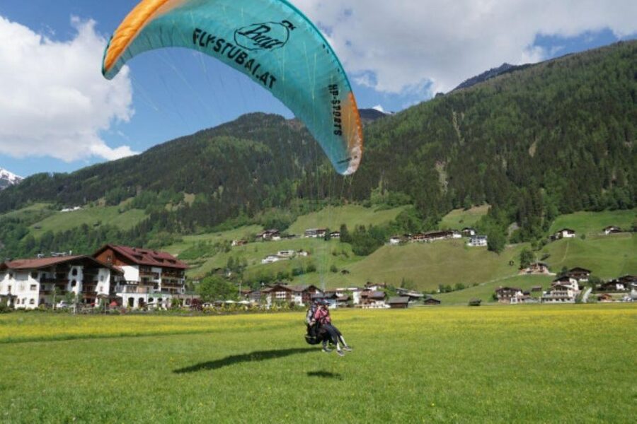 Neustift im Stubaital: Morning Paragliding Experience - Meeting at Fly Stubai in Neustift: Quick Start, Real Questions