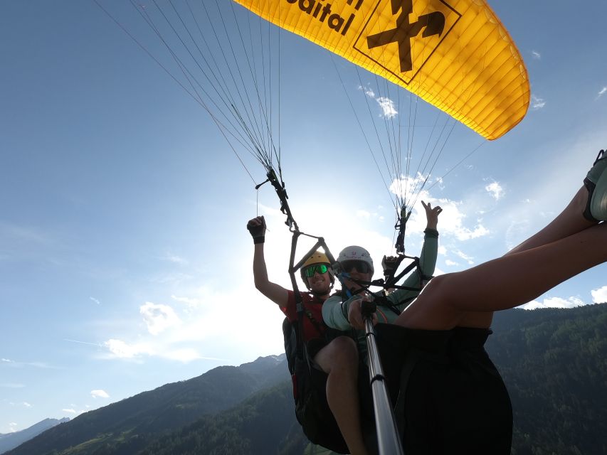 Neustift im Stubaital: Panoramic Tandem Paragliding Flight - The short cable car ride sets the mood fast