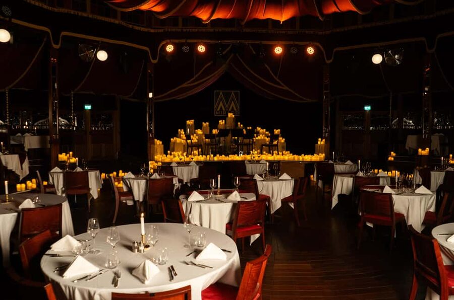 Nuit des Lumières - The Candlelight Dinner Concert in Vienna - Service and Organization, What to Expect in Real Life