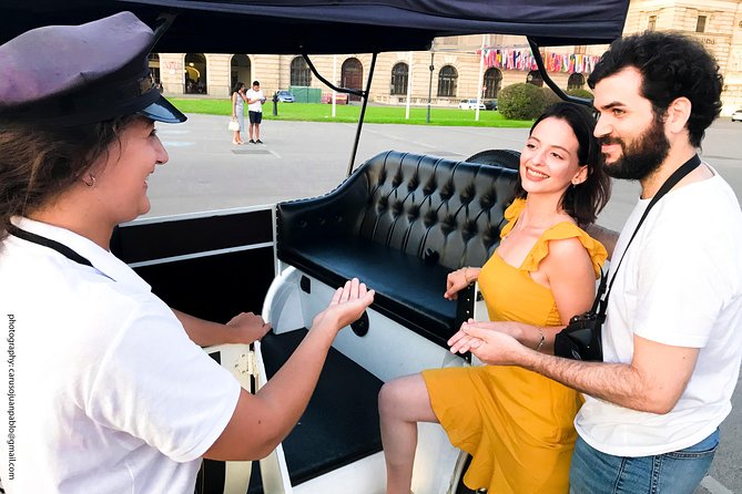 Oldtimer Tour Vienna Gold Tour - The 45-minute route, what you will see, and what it skips