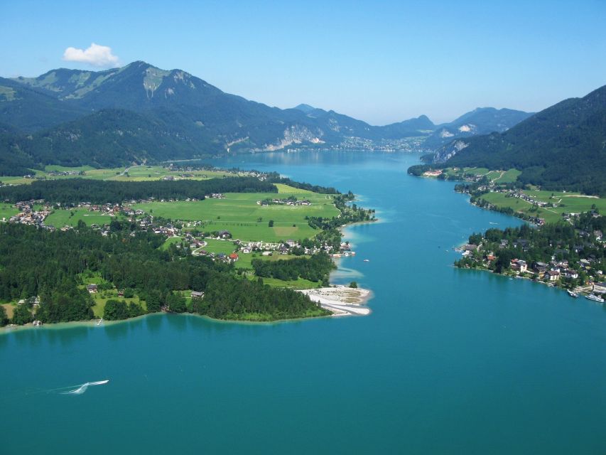 Original Sound of Music Tour with Schnitzel + Noodles - Schloss Leopoldskron photo stop: where scenery meets storytelling