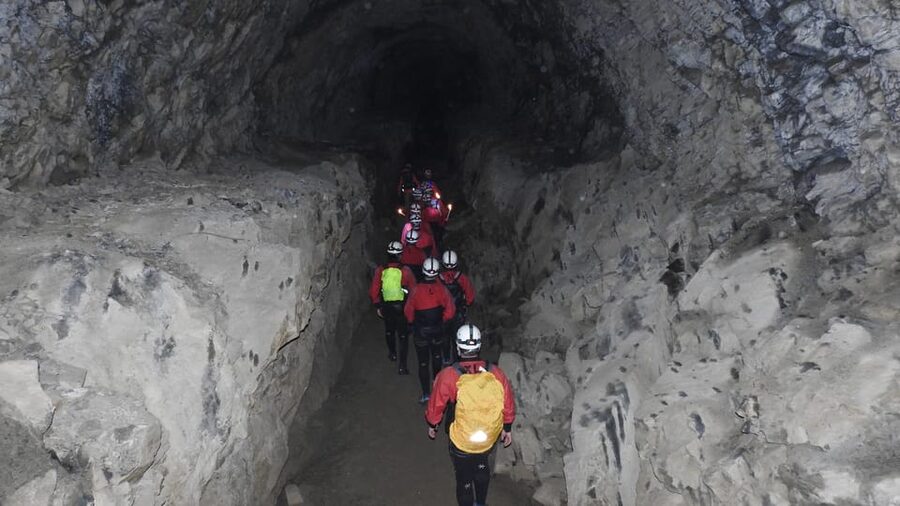 Ötztal: Guided Cave Tour for Beginners - Who should book this Ötztal beginner cave tour?