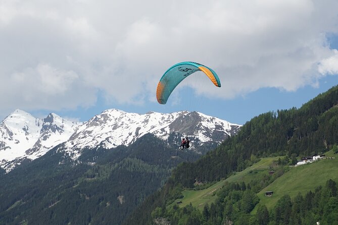 Paragliding adventure in Neustift im Stubaital - Who you fly with matters, and this operator leans into experience
