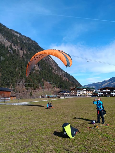 Paragliding Tandem Flight - What’s included, what costs extra, and how $141 holds up