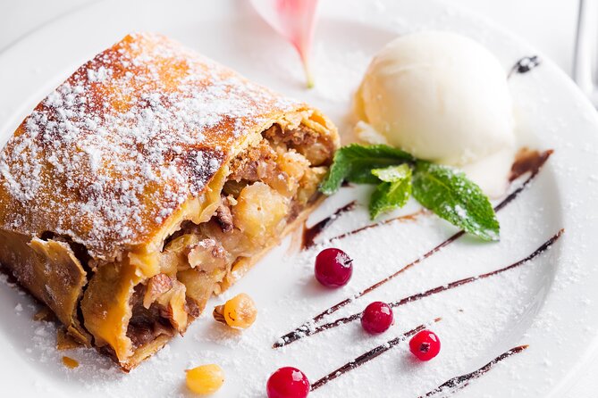 Private Austrian Food Tasting Tour in Salzburg's Old Town - Who Should Book This Austrian Food and Beer Tour?