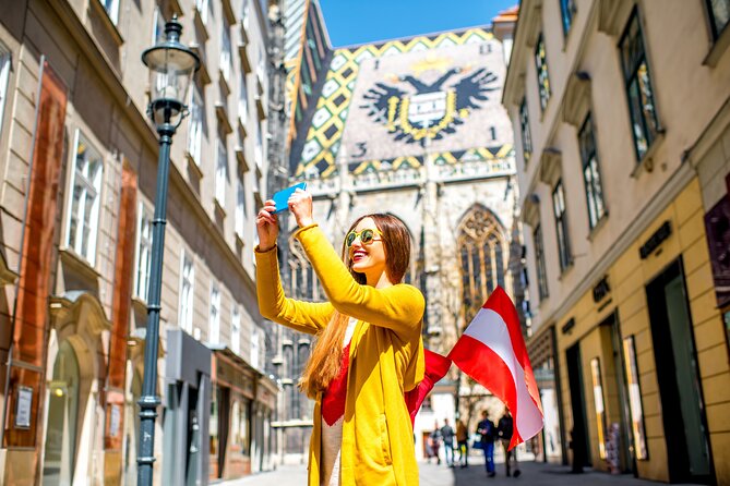 Private Bike Tour of Vienna Top Attractions & Nature - Rathaus and the Ringstrasse Loop: Bricks, Statues, and Big City Drama
