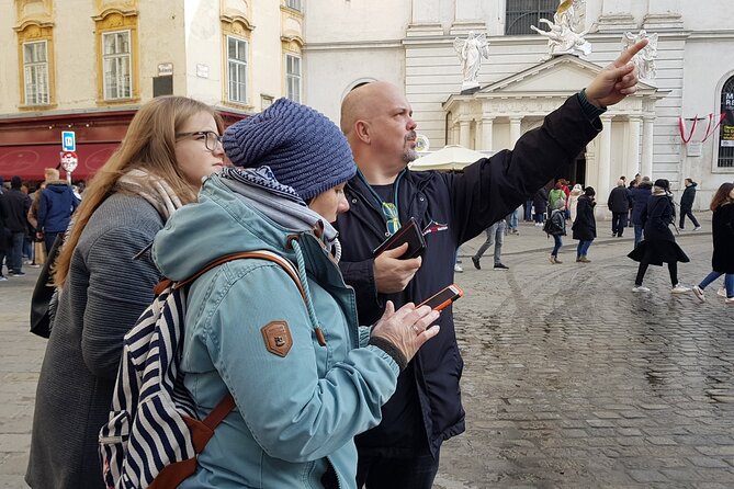 Private City Discovery walk - Historical Treasure hunt - How the Treasure Hunt Works on Your Phone (And Why That Matters)