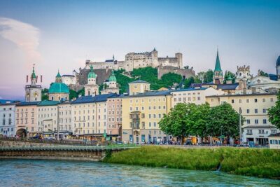 Private Day Tour of Hallstatt and Salzburg from Vienna