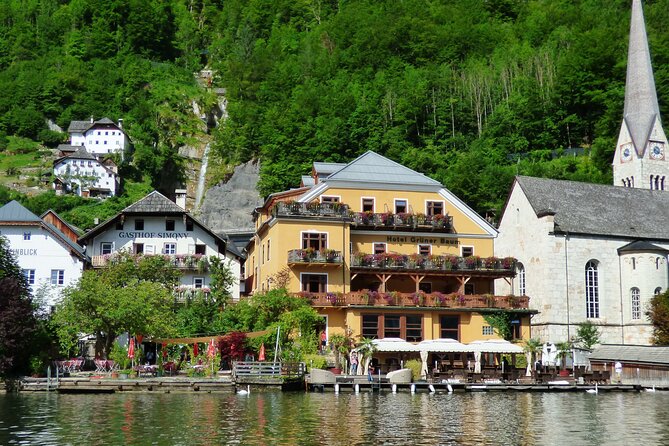Private Day Tour of Hallstatt and Salzburg from Vienna - Traunsee and Lake Views: Quick Stops That Make the Drive Feel Worth It