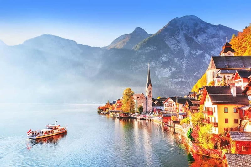 Private day trip: Munich to Hallstatt, Skywalk & Salt Mine - The Hallstatt Skywalk funicular: 360 meters up and how to enjoy it