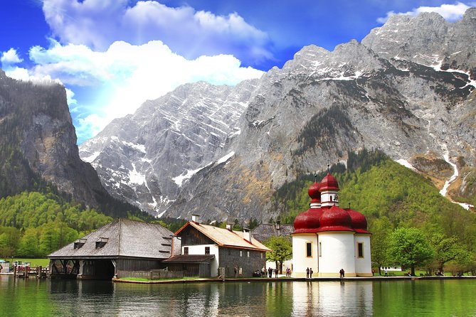 Private Eagle's Nest and King's Lake Tour from Salzburg - Berchtesgaden Town Time: Short Break, Real Bavarian Flavor
