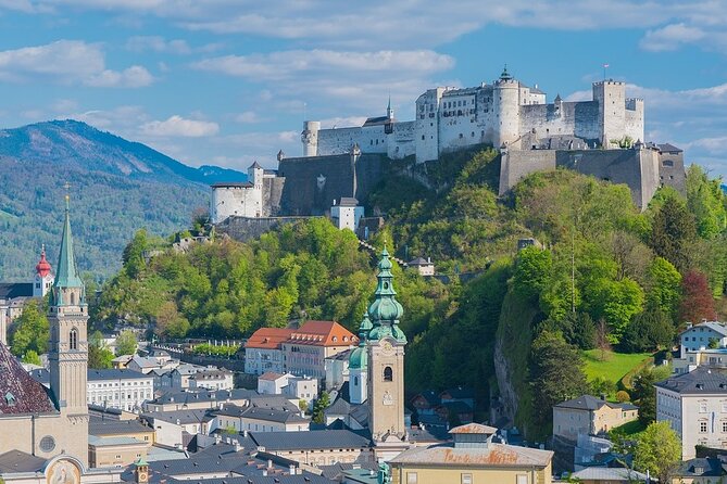Private Full Day Trip to Hallstatt ,Salzburg and Melk from Vienna - The long drive from Vienna, and how to enjoy it anyway
