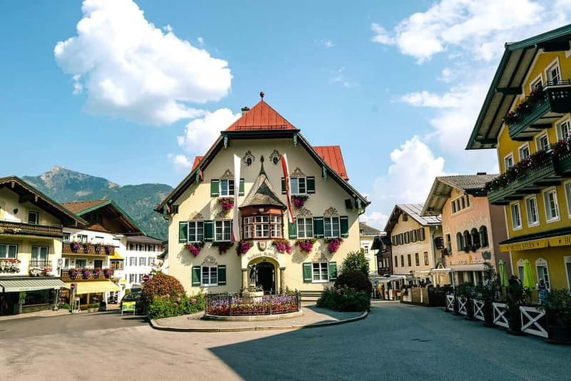 Private Hallstatt & Bad Ischl Day Tour from Salzburg - FAQ