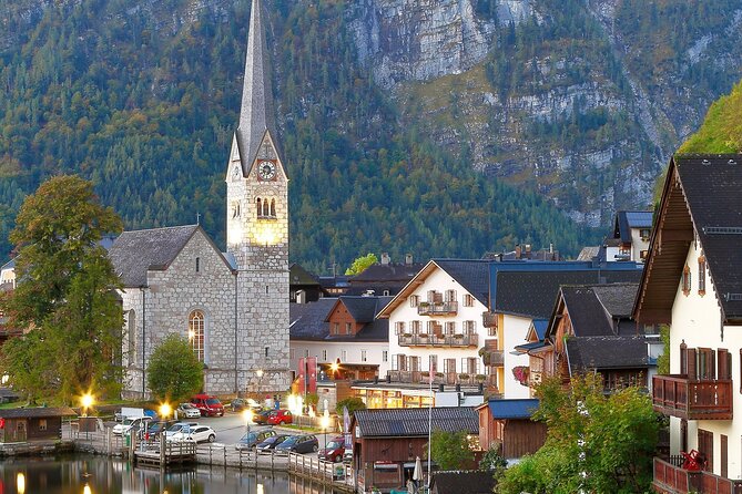 Private Hallstatt Day Trip from Salzburg - Past Fuschlsee: The Scenic Drive That Sets the Tone