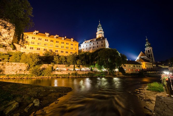 Private Return Day Trip from Linz to Cesky Krumlov with Guided Tour - Who should book this Linz to Cesky Krumlov day trip