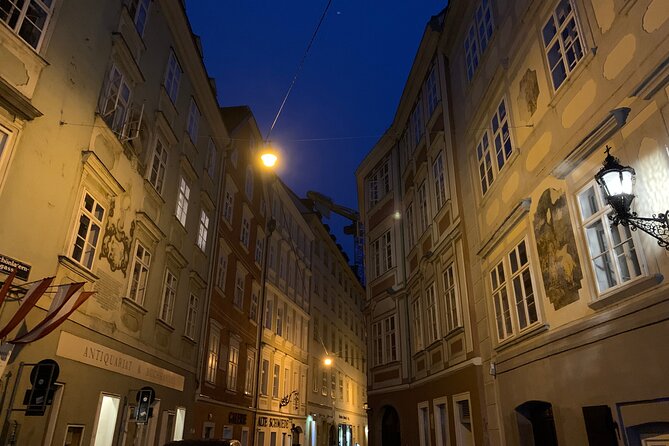 Private Spooky Vienna Ghost Tour - Why a private Spooky Vienna tour feels different at 7:30 pm