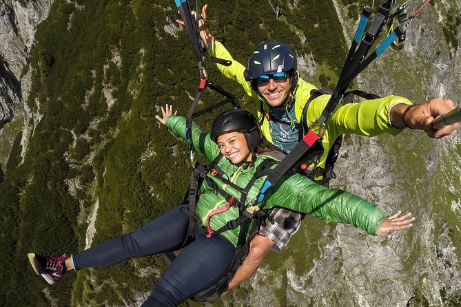Private Tandem Paragliding Werfenweng Mt Bischling - Duration and what you feel up there: calm instruction plus real air time