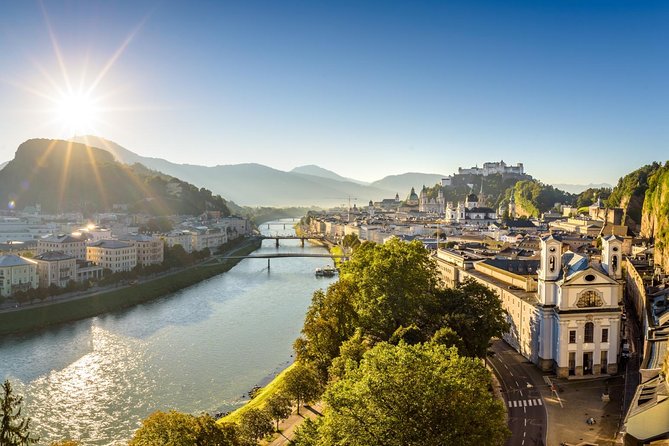 Private tour of Melk, Hallstatt and Salzburg from Vienna - Hallstatt in 2 hours: enough for the essentials, not enough for everything