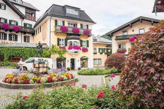 Private tour Salzburg - Mondsee - St. Gilgen with local driver - Price and logistics: what you pay for, and what you plan for