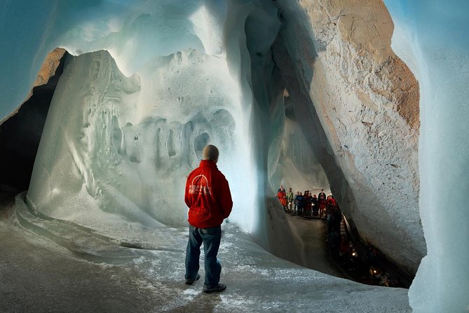 Private Tour: Werfen Ice Caves Adventure from Salzburg - Salzburg to Werfen: pickup options and the Mirabellplatz start point