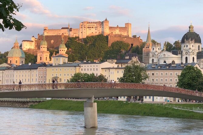 Private Transfer between Salzburg Airport and Salzburg City - The 20-Minute Minivan Ride Into Salzburg City