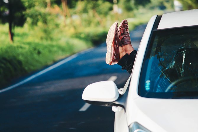 Private transfer from Salzburg to Vienna with 3h Sightseeing stop in Hallstatt - Price and value: what you are paying for