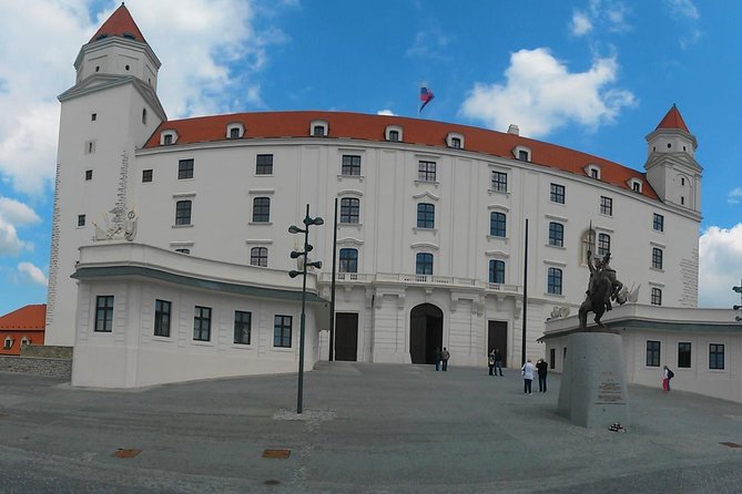 Private transfer from Vienna to Budapest with Bratislava visit - Vienna to Budapest in One Smooth Move, With a Bratislava Bonus