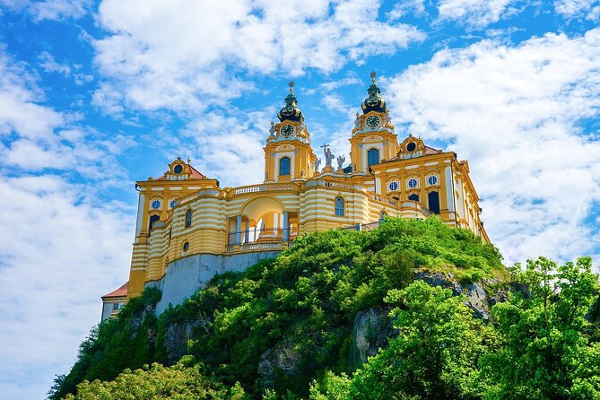 Private transfer from Vienna to Munich with sightseeing stop - Key things that make this transfer work