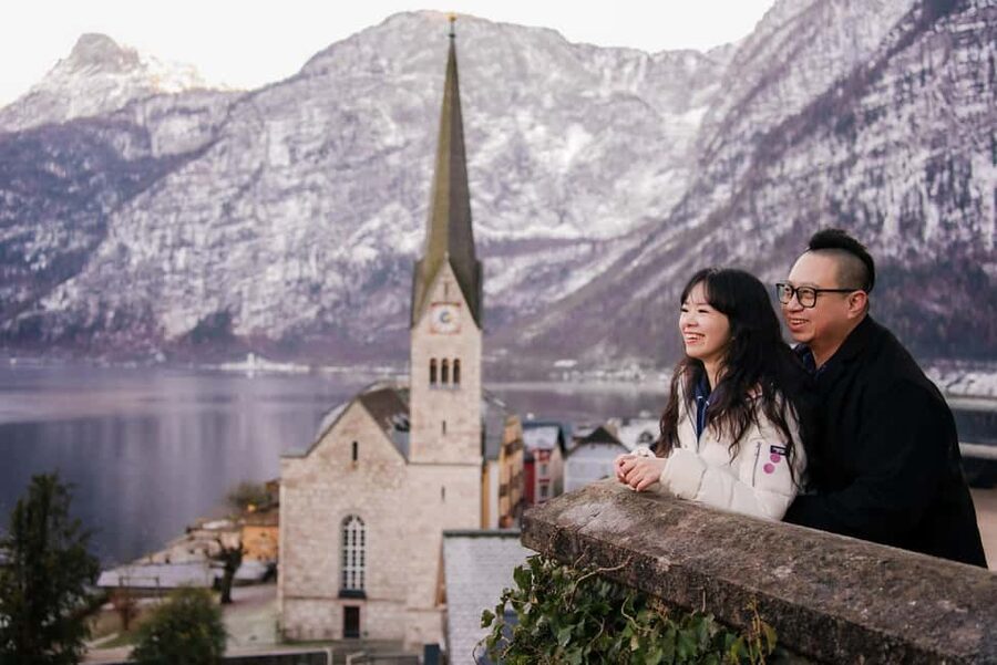 Private Vacation Photoshoot with Photographer in Hallstatt - Why a private Hallstatt photoshoot feels different than phone snapshots