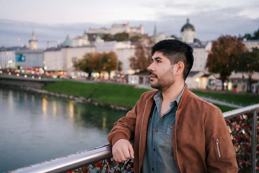 Private Vacation Photoshoot with Photographer in Salzburg - What You Receive: Edited Photos, High Resolution, Delivered Quickly