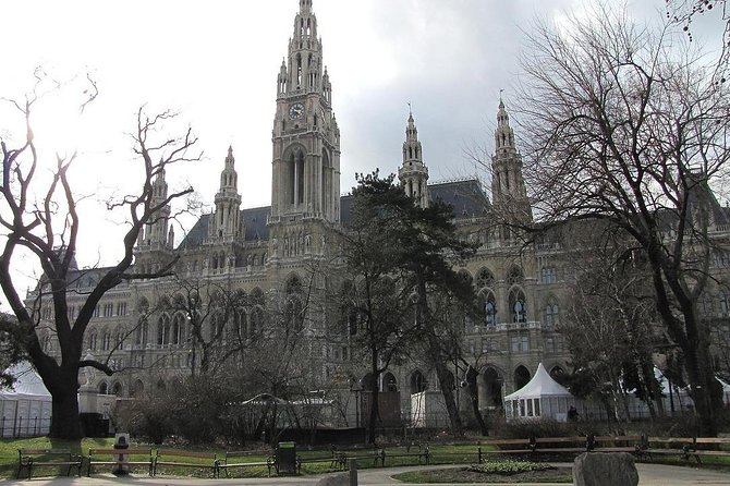 Private Vienna Historical Landmarks Tour - How a private Vienna landmarks run works in real life
