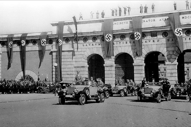 Private World War II Walking Tour in Vienna - The Stops: Heldenplatz, Jewish Square, and Other WWII-Era Landmarks