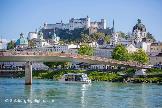 River Cruise to Hellbrunn, Palace & world-famous trick fountains - Getting to Hellbrunn Palace by Double-Decker Bus (and Why That Part Helps)