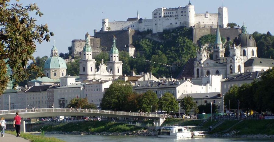 Salzburg 2.5-Hour Walking Tour: Mozart, Old Town & More - Makartplatz and the Mozart-Linked New Town Side of the River