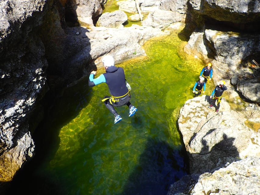 Salzburg: 4-Hour Guided Canyoning Trip for Beginners - Language support: German and English on a safety-first adventure