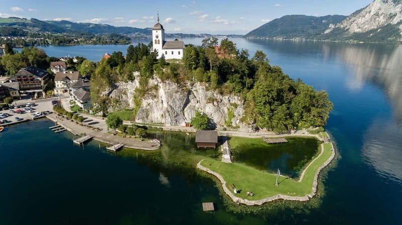 Salzburg - A City of History, Hallstatt - A Place of Legends - The Mercedes minivan ride, and why max 7 feels better